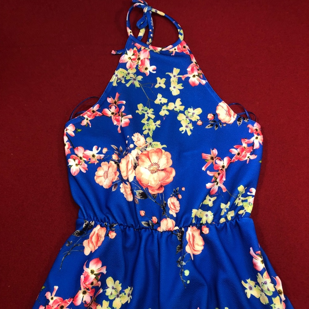 Floral Halter Neck Playsuit - Picture 5 of 8